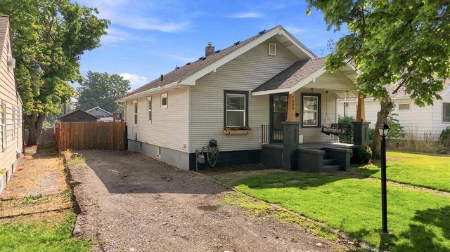 2608 N Napa St, Spokane, WA 99207