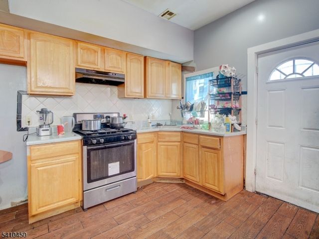 866 Lyons Ave, Irvington Twp., NJ 07111