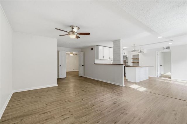 5080 Maryland NW Drive, Acworth, GA 30101