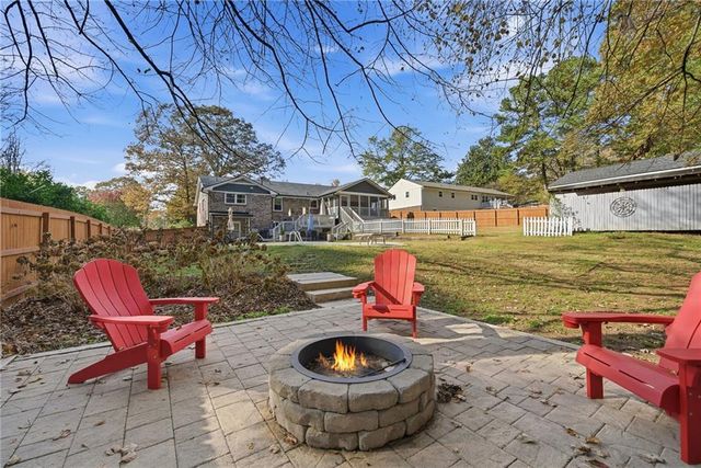 5080 Maryland NW Drive, Acworth, GA 30101