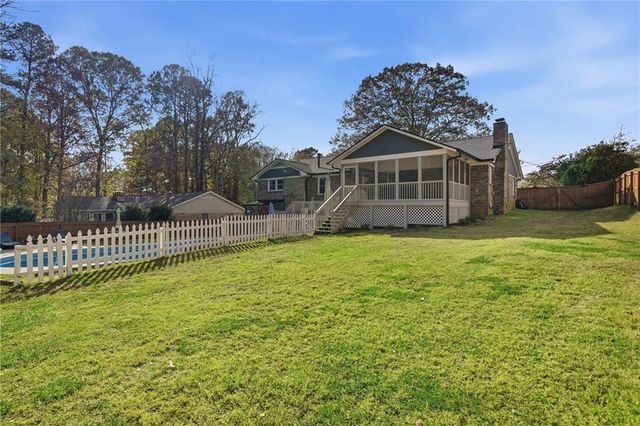 5080 Maryland NW Drive, Acworth, GA 30101