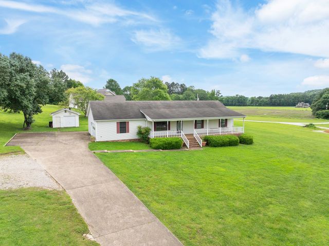 17930 Main St, W, Huntingdon, TN 38344