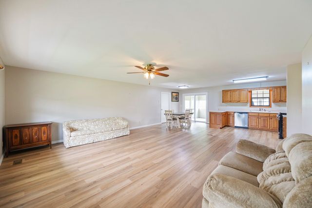 17930 Main St, W, Huntingdon, TN 38344