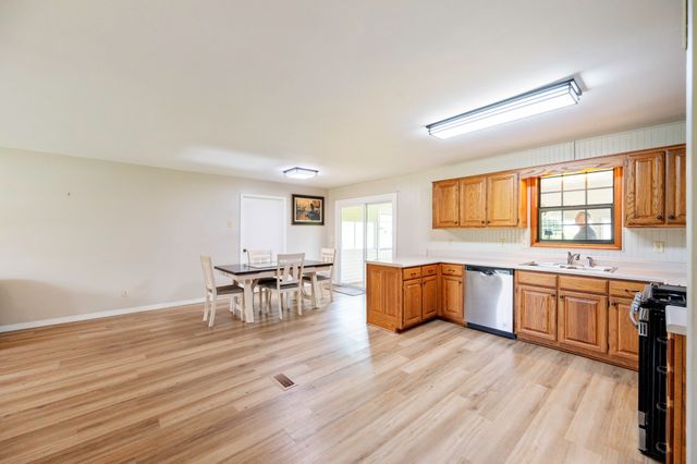 17930 Main St, W, Huntingdon, TN 38344