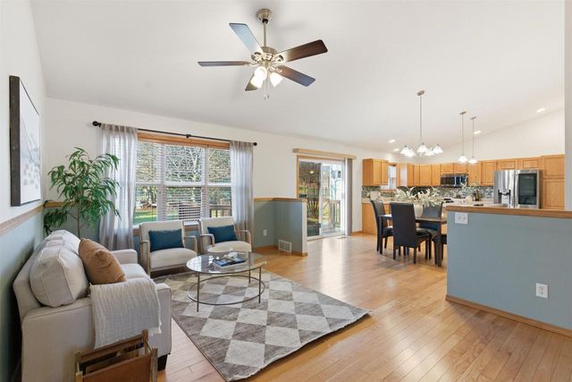 706 Amnicon Trail, Madison, WI 53718