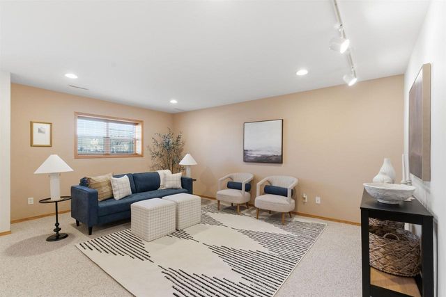 706 Amnicon Trail, Madison, WI 53718