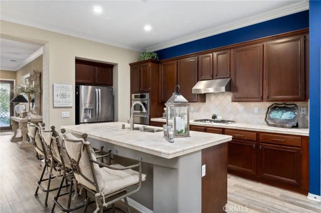 2370 Canyon Crest, La Verne, CA 91750