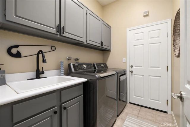 2370 Canyon Crest, La Verne, CA 91750