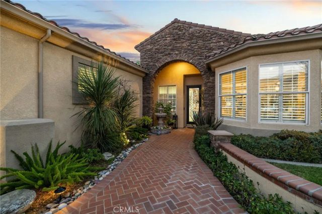 2370 Canyon Crest, La Verne, CA 91750