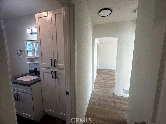 1525 W 105th Street, Los Angeles, CA 90047