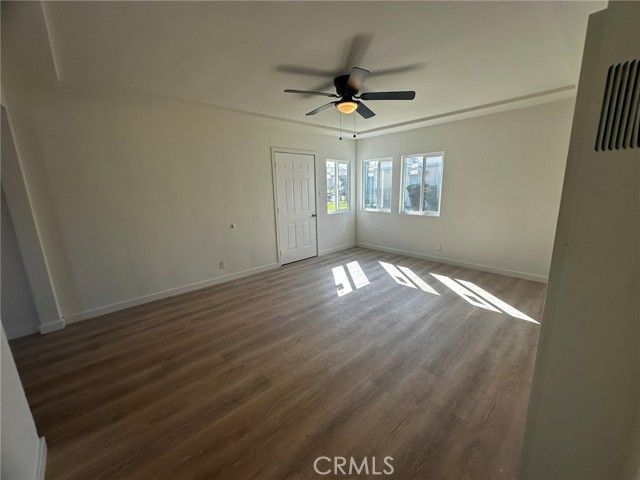 1525 W 105th Street, Los Angeles, CA 90047