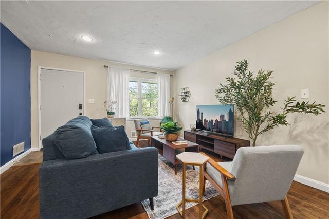 2160 Lenox Road NE, Atlanta, GA 30324