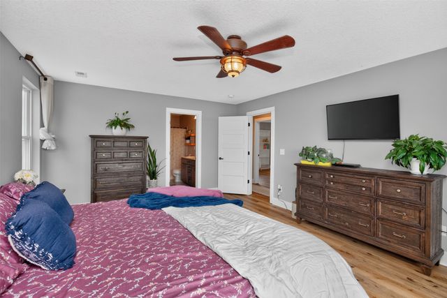 3413 Hawthorn Drive SW, Bondurant, IA 50035