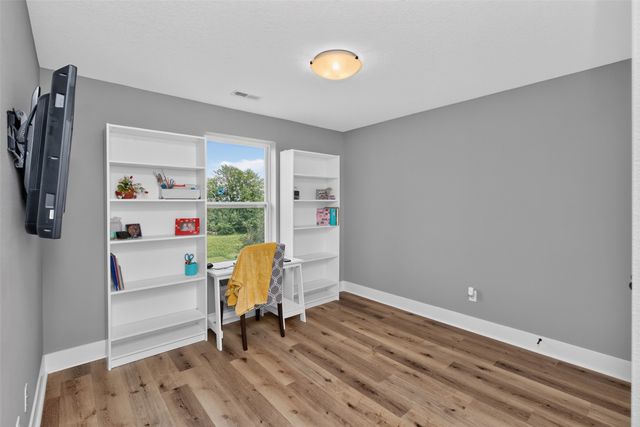 3413 Hawthorn Drive SW, Bondurant, IA 50035