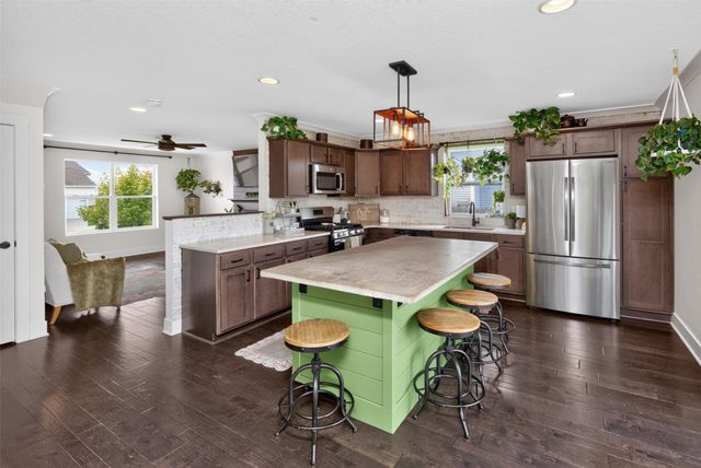 3413 Hawthorn Drive SW, Bondurant, IA 50035