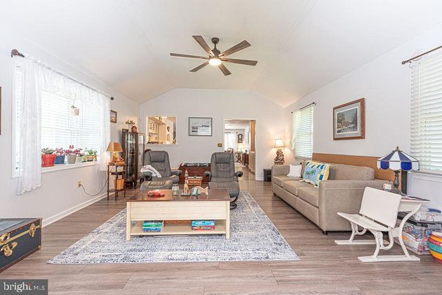 151 SANDYHOOK RD, Ocean Pines, MD 21811