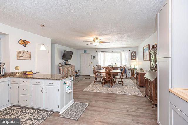 151 SANDYHOOK RD, Ocean Pines, MD 21811