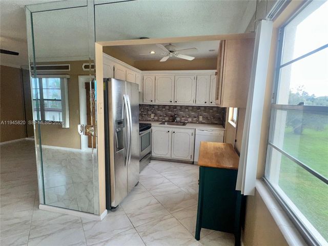 248 Brighton F 248, Boca Raton, FL 33434