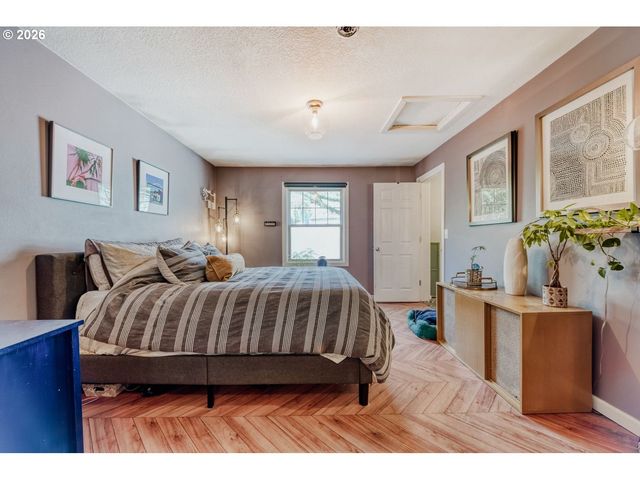 4667 EXETER St, West Linn, OR 97068