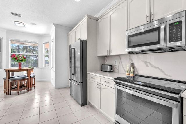 17184 75th Place N, The Acreage, FL 33470