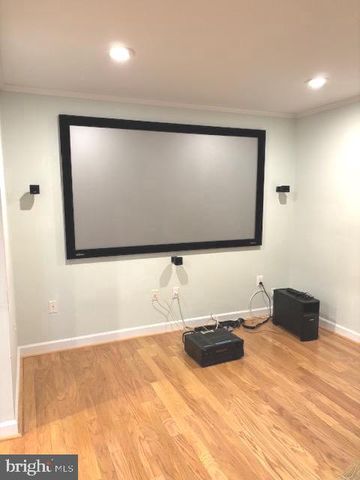 5924 CHESTERBROOK RD, Mclean, VA 22101