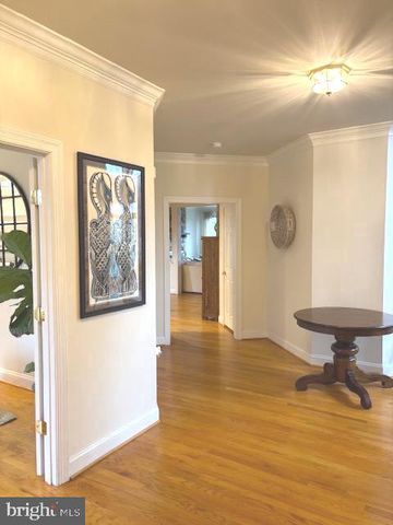 5924 CHESTERBROOK RD, Mclean, VA 22101