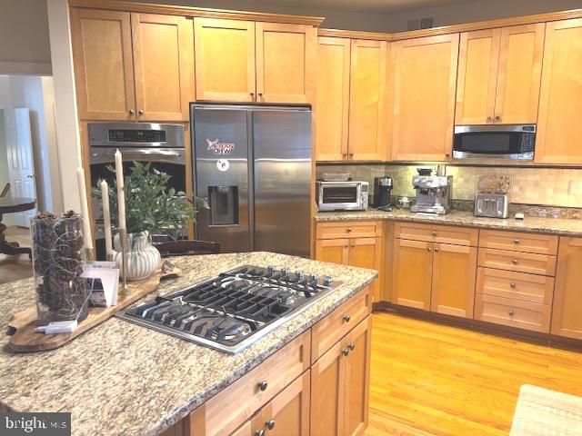 5924 CHESTERBROOK RD, Mclean, VA 22101