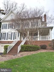 5924 CHESTERBROOK RD, Mclean, VA 22101