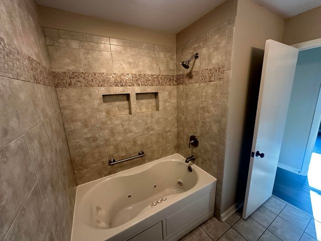 2539 Oakwood Drive, Malvern, AR 72104