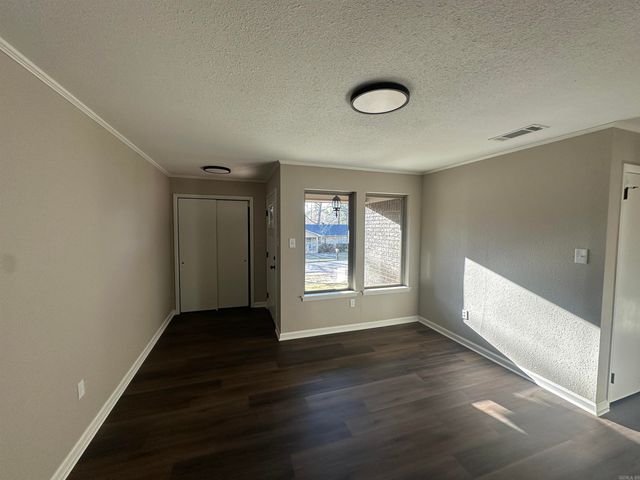 2539 Oakwood Drive, Malvern, AR 72104