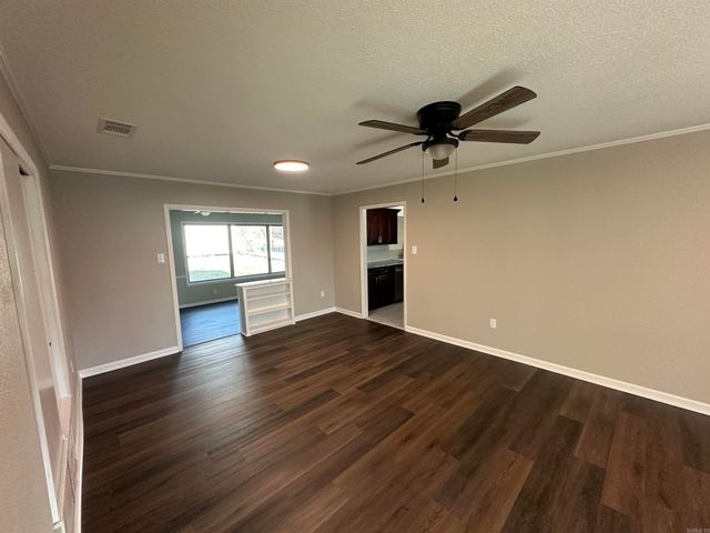 2539 Oakwood Drive, Malvern, AR 72104