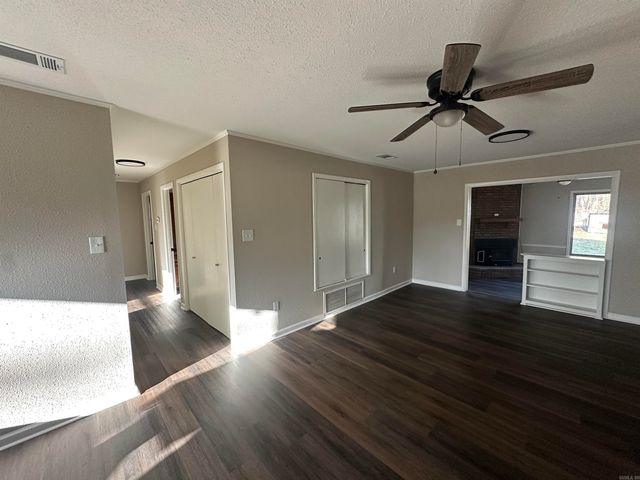 2539 Oakwood Drive, Malvern, AR 72104