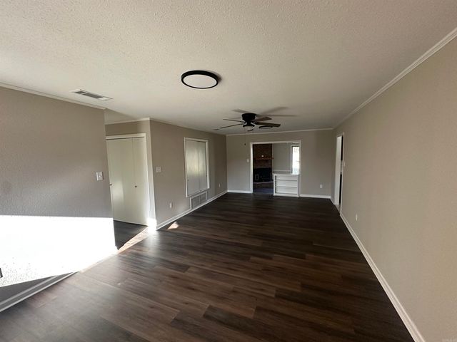 2539 Oakwood Drive, Malvern, AR 72104