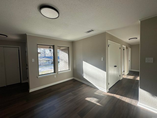 2539 Oakwood Drive, Malvern, AR 72104