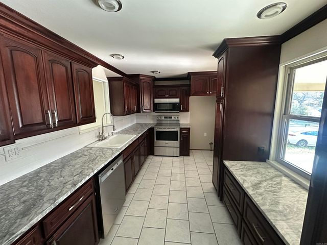 2539 Oakwood Drive, Malvern, AR 72104