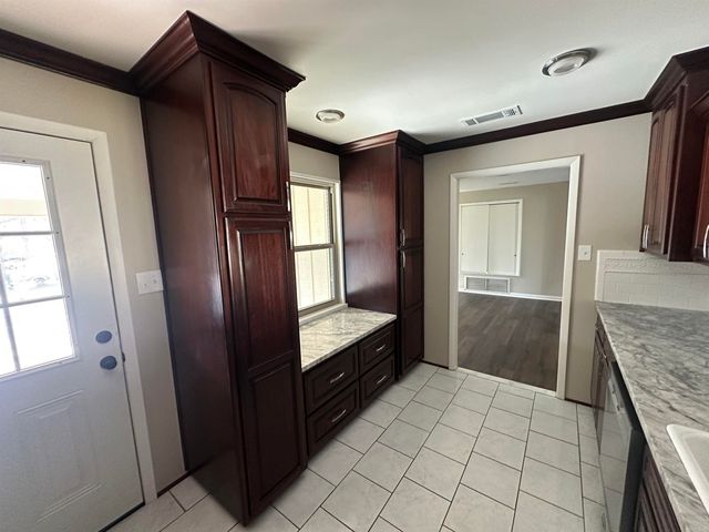 2539 Oakwood Drive, Malvern, AR 72104