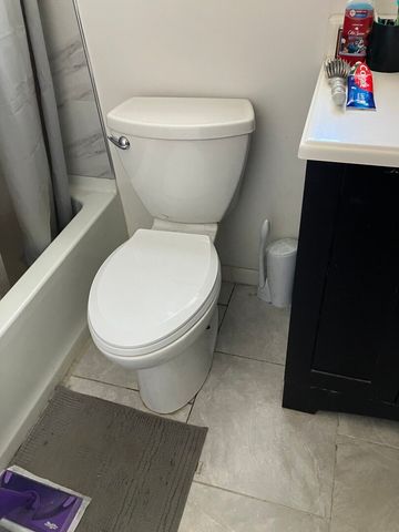 1436 Millbrook Court 1436, Schaumburg, IL 60193