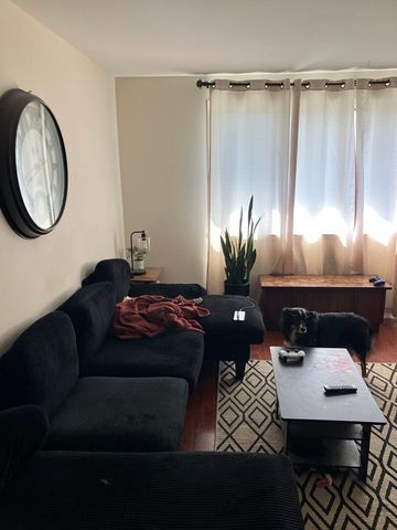 1436 Millbrook Court 1436, Schaumburg, IL 60193