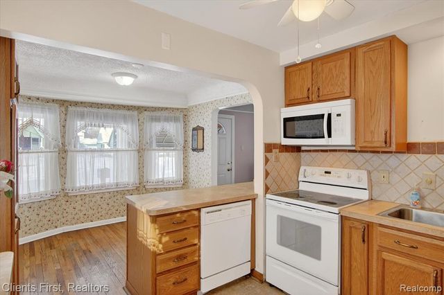 4403 Biddle Street, Wayne, MI 48184