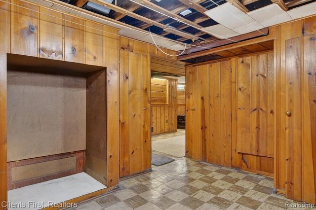 4403 Biddle Street, Wayne, MI 48184