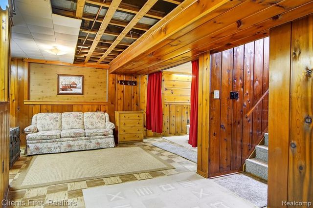 4403 Biddle Street, Wayne, MI 48184