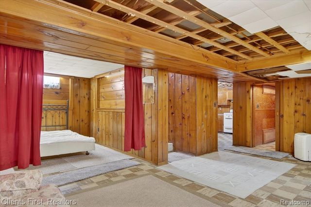 4403 Biddle Street, Wayne, MI 48184