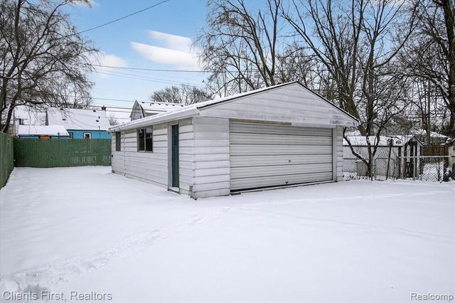 4403 Biddle Street, Wayne, MI 48184