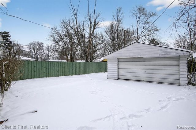 4403 Biddle Street, Wayne, MI 48184