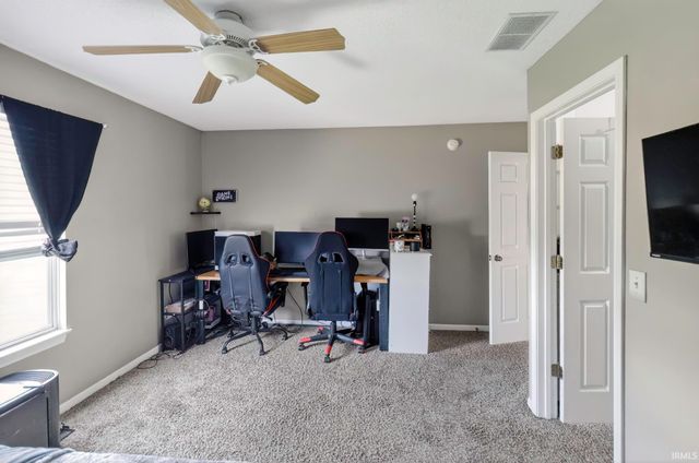 3210 Limerick Place, Fort Wayne, IN 46818