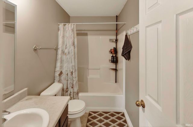 3210 Limerick Place, Fort Wayne, IN 46818