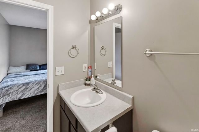 3210 Limerick Place, Fort Wayne, IN 46818