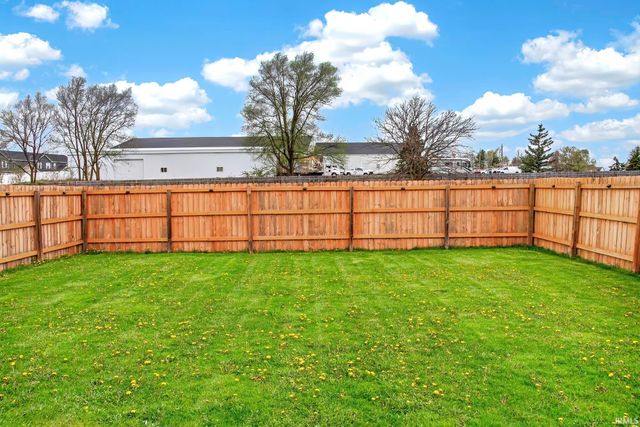 3210 Limerick Place, Fort Wayne, IN 46818