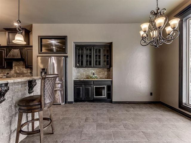 1104 Kingsway Avenue, Yukon, OK 73099