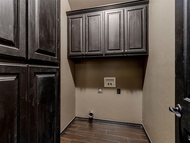 1104 Kingsway Avenue, Yukon, OK 73099